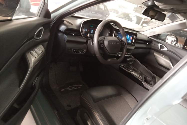 Used Baojun Valli 2021 1.5T Yili Pasture CVT Luxury Model Driver Seat
