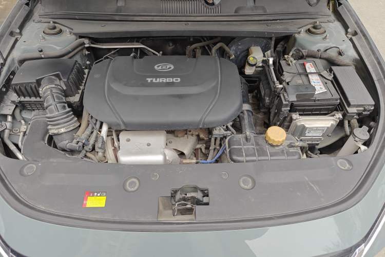 Used Baojun Valli 2021 1.5T Naqu Starry Sky CVT Flagship Model Engine Bay