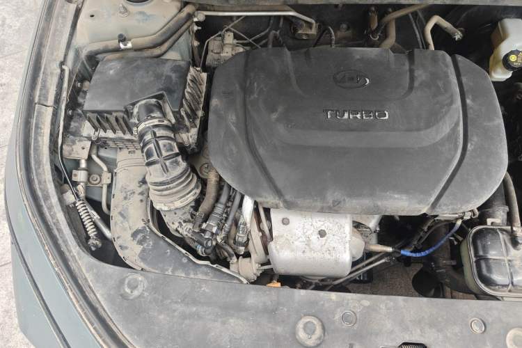 Used Baojun Valli 2021 1.5T Yili Pasture CVT Luxury Model Engine Bay Right