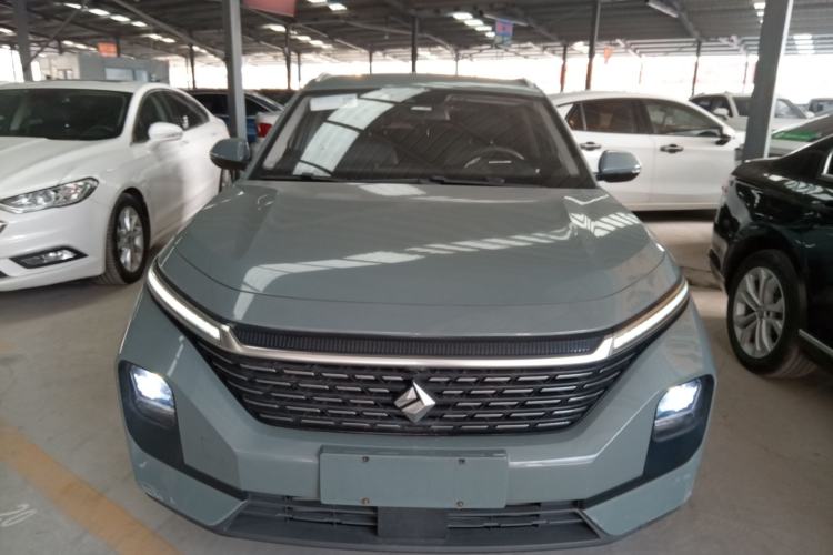 Used Baojun Valli 2021 1.5T Yili Pasture CVT Luxury Model Front