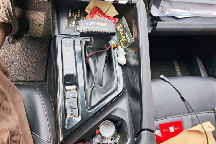 Used Baojun Valli 2021 1.5T Dali Sky CVT Premium Edition Gear Lever
