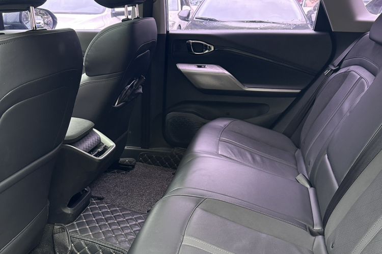 Used Baojun Valli 2021 1.5T Naqu Starry Sky CVT Flagship Model Interior 4