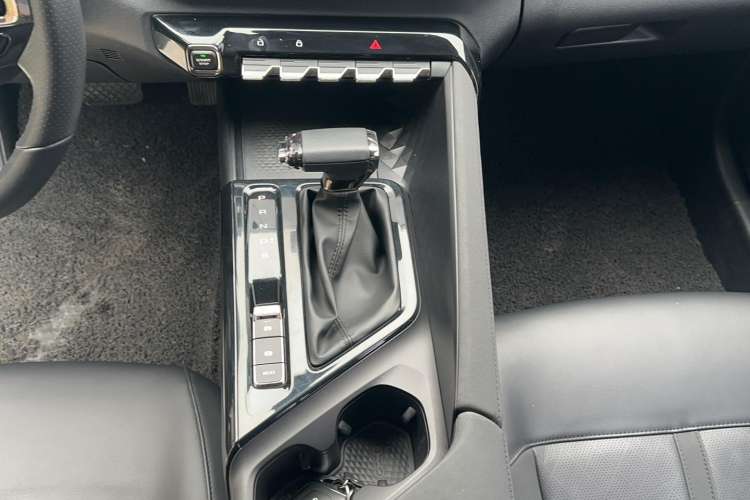 Used Baojun Valli 2021 1.5T Naqu Starry Sky CVT Flagship Model Interior 5