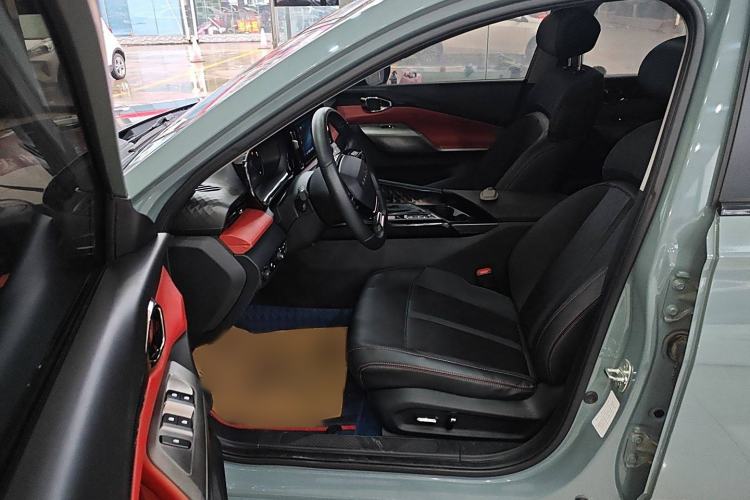 Used Baojun Valli 2021 1.5T Dali Sky CVT Premium Edition Left Front Seat