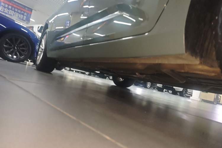 Used Baojun Valli 2021 1.5T Dali Sky CVT Premium Edition Left Side Sill