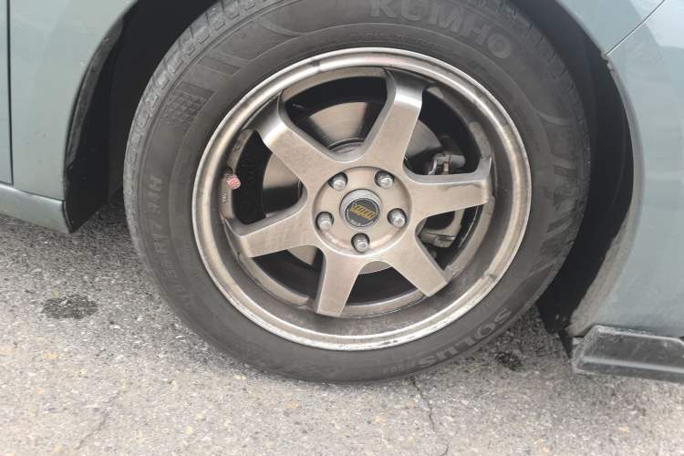 Used Baojun Valli 2021 1.5T Yili Pasture CVT Luxury Model Right Front Wheel Hub