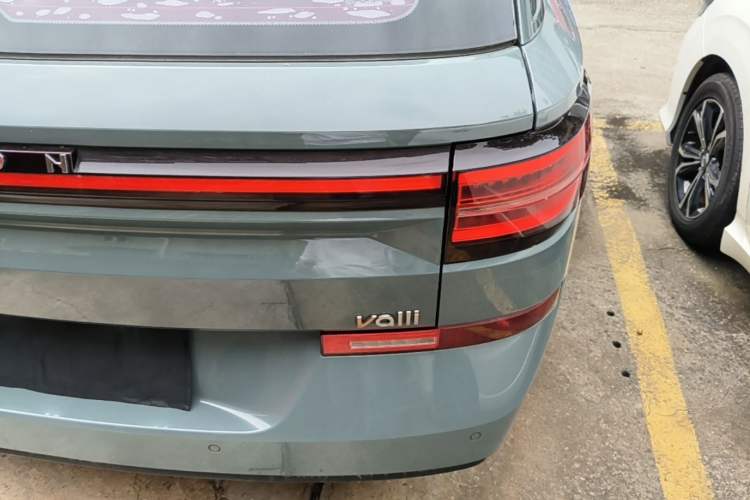 Used Baojun Valli 2021 1.5T Naqu Starry Sky CVT Flagship Model Right Rear Taillight