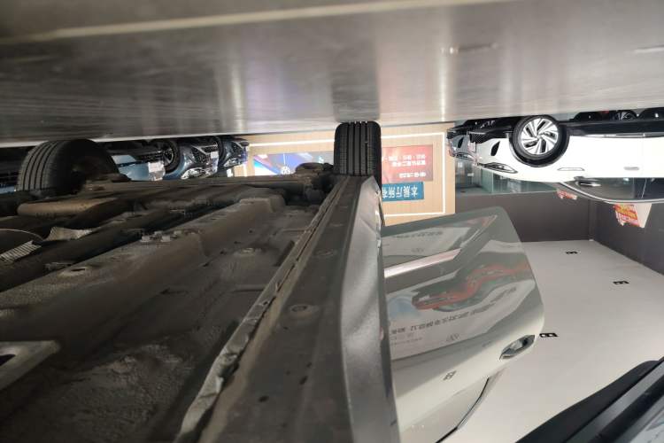 Used Baojun Valli 2021 1.5T Naqu Starry Sky CVT Flagship Model Right Side Sill