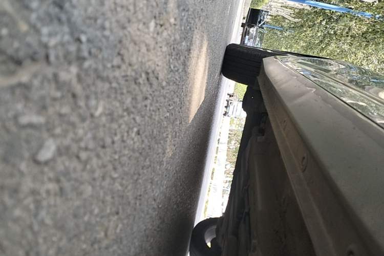 Used Baojun Valli 2021 1.5T Naqu Starry Sky CVT Flagship Model Right Side Sill