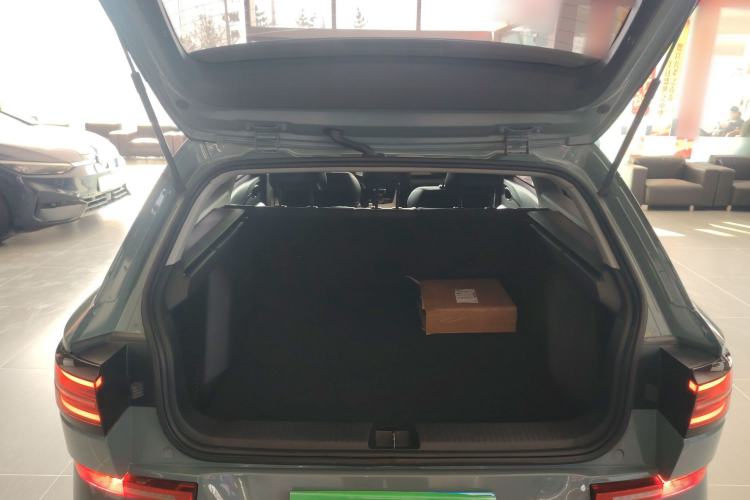 Used Baojun Valli 2021 1.5T Naqu Starry Sky CVT Flagship Model Trunk