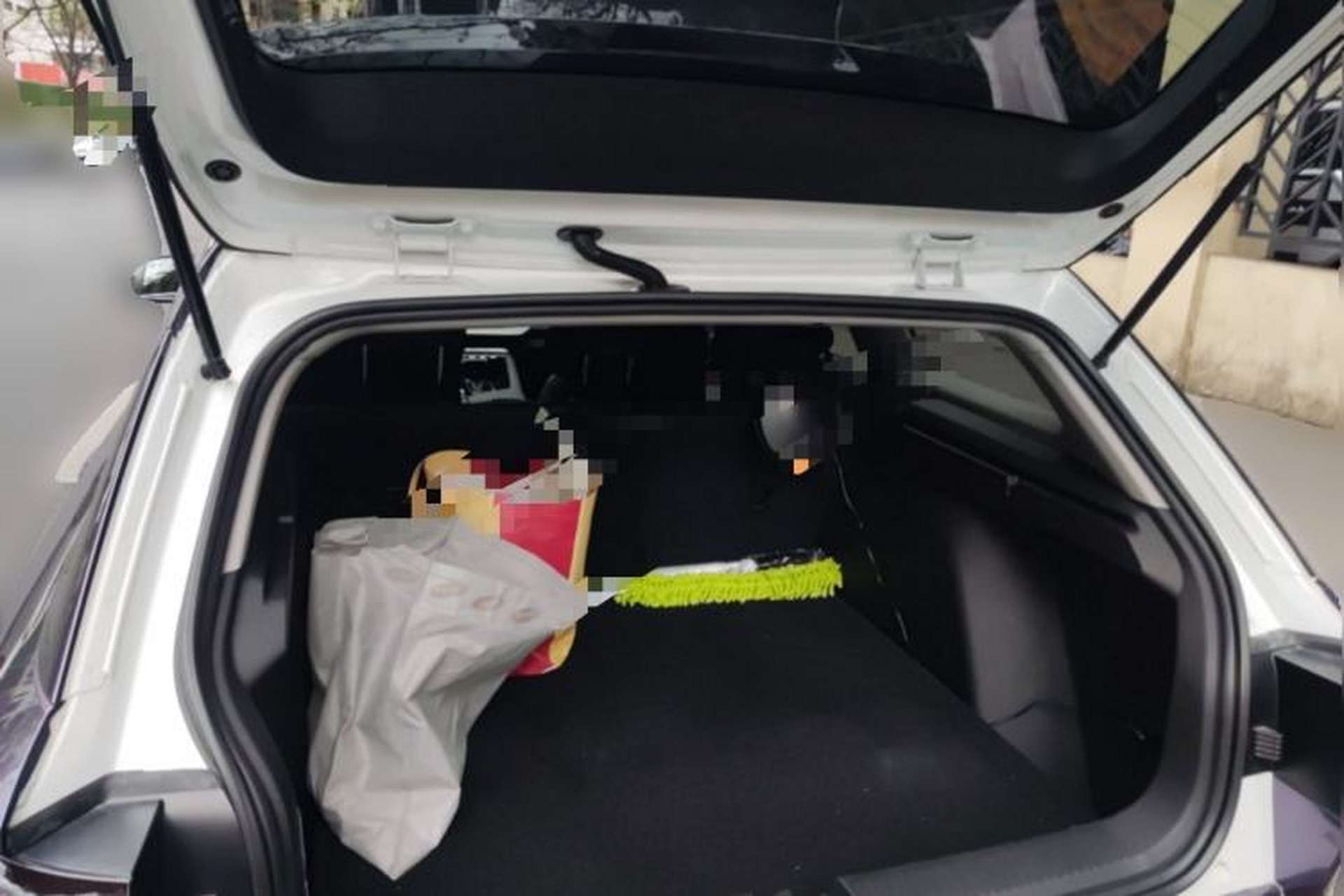 Used Baojun Valli 2021 1.5T Naqu Starry Sky CVT Flagship Model Trunk