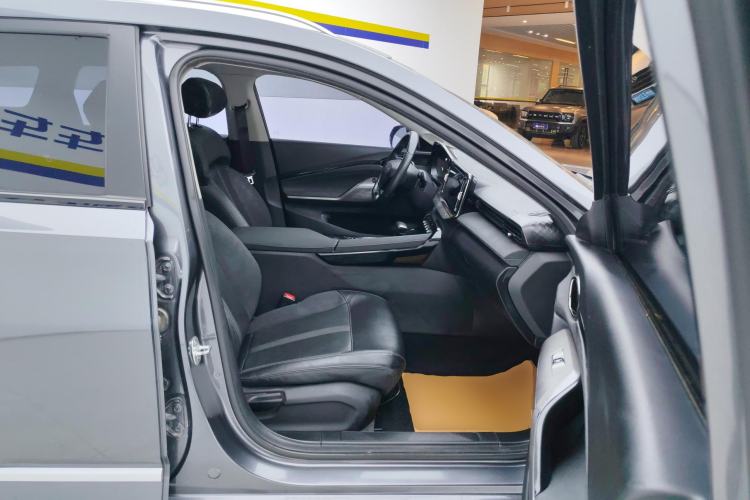 Used Baojun Valli 2021 1.5T Naqu Starry Sky CVT Flagship Model Right Front Seat