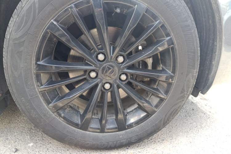 Used Baojun Valli 2021 1.5T Yili Pasture CVT Luxury Model Right Front Wheel Hub