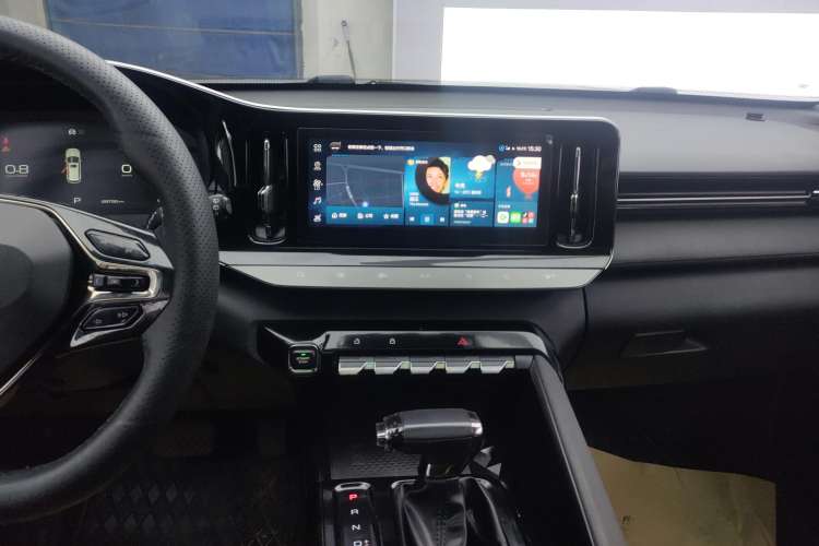 Used Baojun Valli 2021 1.5T Naqu Starry Sky CVT Flagship Model Audio And AC Panel