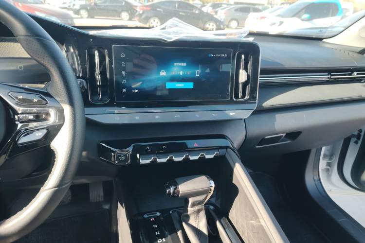 Used Baojun Valli 2021 1.5T Dali Sky CVT Premium Edition Audio And AC Panel