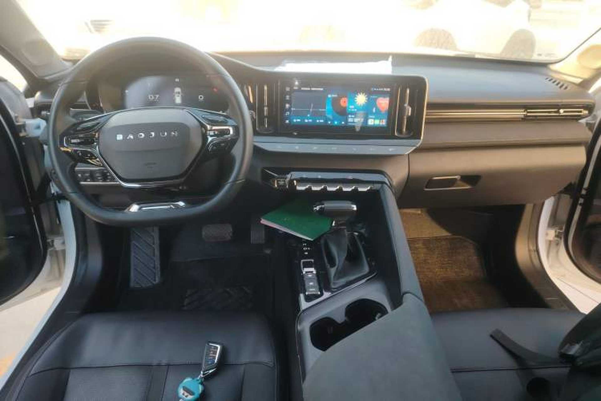 Used Baojun Valli 2021 1.5T Naqu Starry Sky CVT Flagship Model Center Console