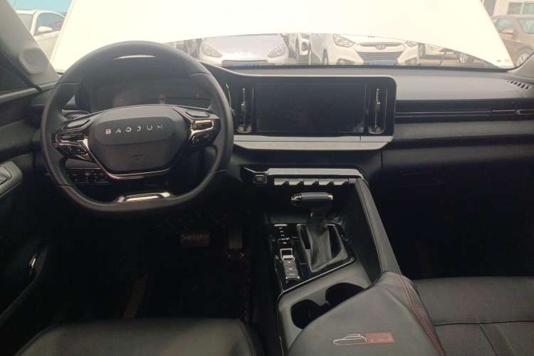 Used Baojun Valli 2021 1.5T Naqu Starry Sky CVT Flagship Model Center Console