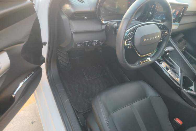 Used Baojun Valli 2021 1.5T Naqu Starry Sky CVT Flagship Model Driver Seat