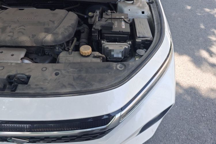 Used Baojun Valli 2021 1.5T Naqu Starry Sky CVT Flagship Model Engine Bay Left