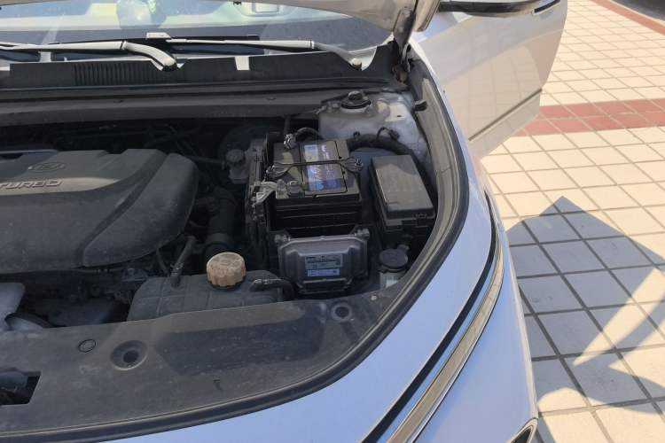 Used Baojun Valli 2021 1.5T Dali Sky CVT Premium Edition Engine Bay Left