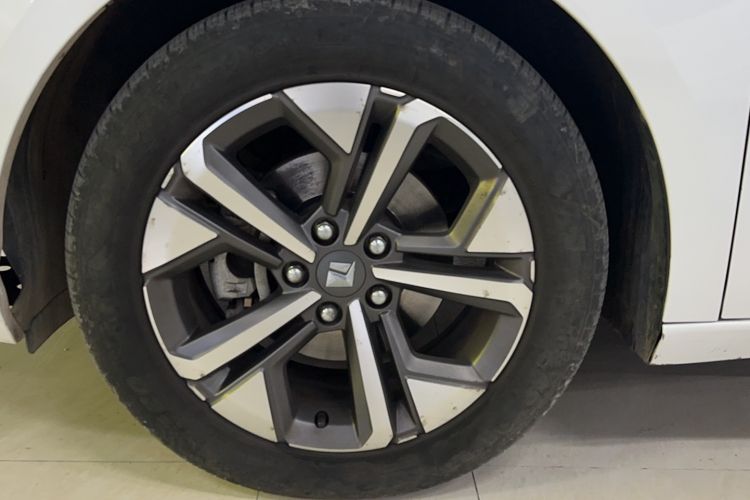 Used Baojun Valli 2021 1.5T Naqu Starry Sky CVT Flagship Model Exterior 5