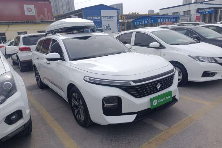 Used Baojun Valli 2021 1.5T Naqu Starry Sky CVT Flagship Model Front Right 45 Deg