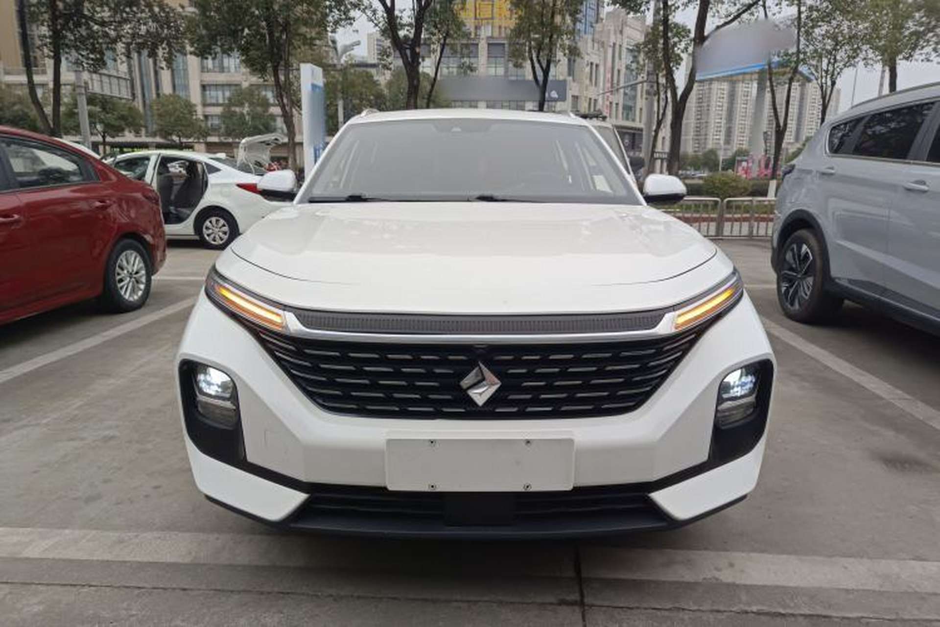 Used Baojun Valli 2021 1.5T Naqu Starry Sky CVT Flagship Model Front