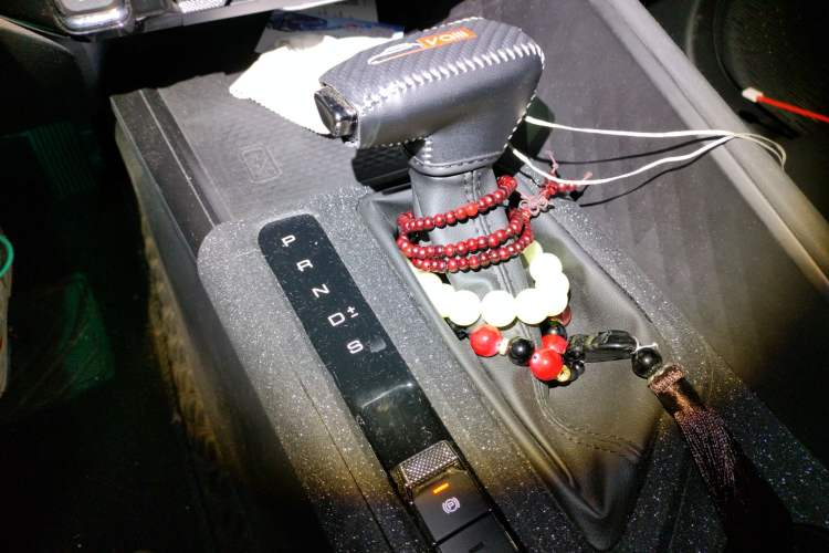 Used Baojun Valli 2021 1.5T Naqu Starry Sky CVT Flagship Model Gear Lever
