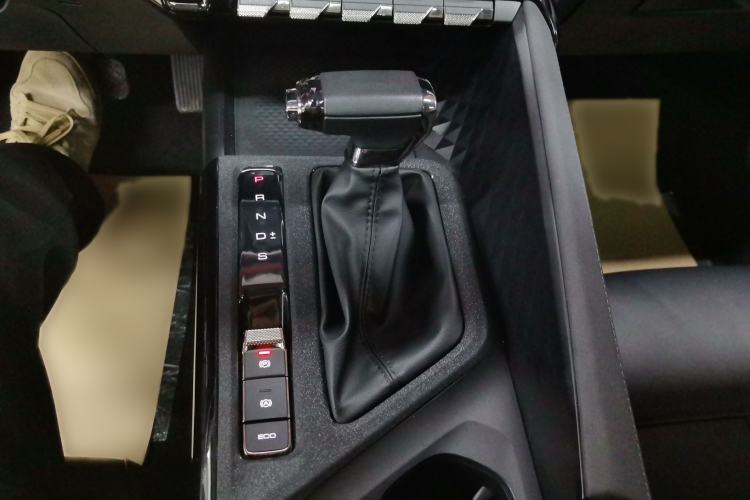 Used Baojun Valli 2021 1.5T Naqu Starry Sky CVT Flagship Model Gear Lever