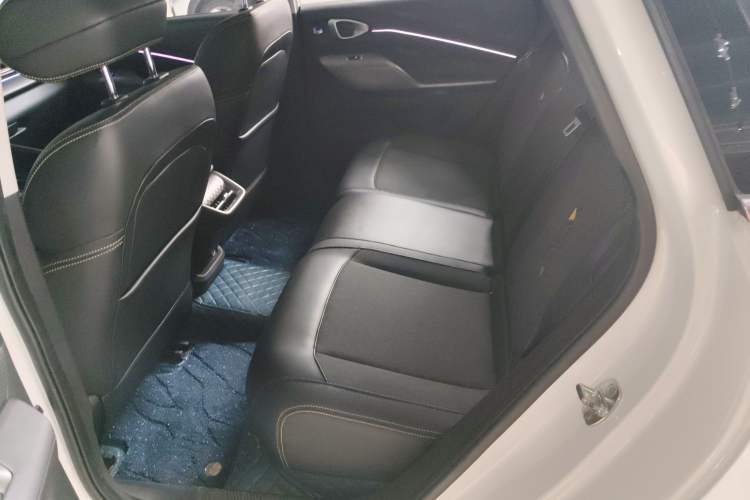 Used Baojun Valli 2021 1.5T Yili Pasture CVT Luxury Model Interior 4