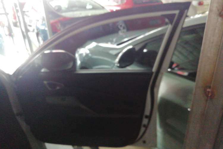 Used Baojun Valli 2021 1.5T Yili Pasture CVT Luxury Model Interior 5