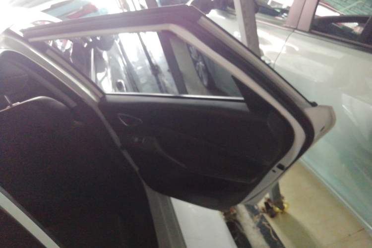 Used Baojun Valli 2021 1.5T Yili Pasture CVT Luxury Model Interior 6