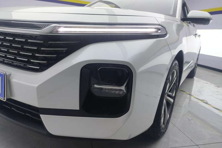 Used Baojun Valli 2021 1.5T Naqu Starry Sky CVT Flagship Model Left Front Headlight