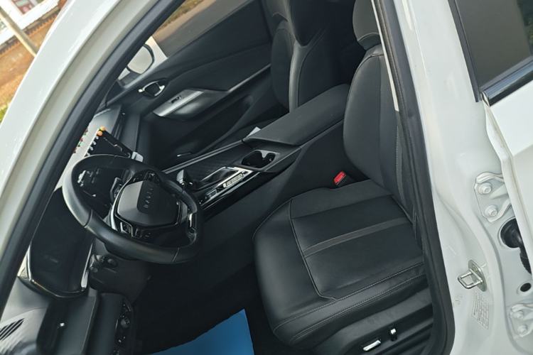 Used Baojun Valli 2021 1.5T Naqu Starry Sky CVT Flagship Model Left Front Seat