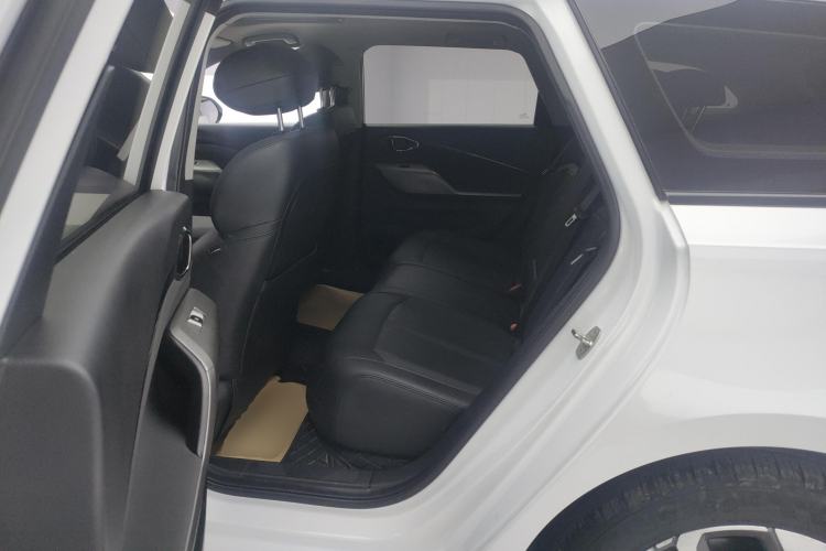 Used Baojun Valli 2021 1.5T Naqu Starry Sky CVT Flagship Model Left Rear Seat