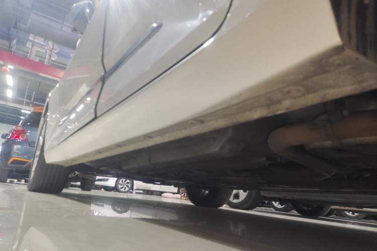 Used Baojun Valli 2021 1.5T Yili Pasture CVT Luxury Model Left Side Sill