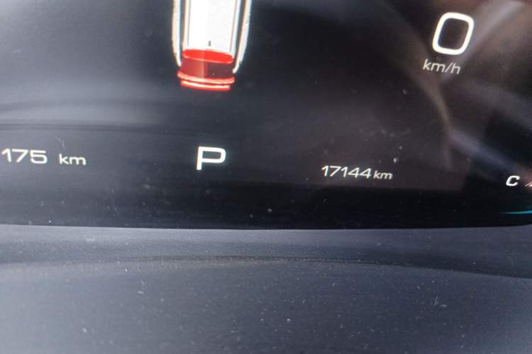 Used Baojun Valli 2021 1.5T Yili Pasture CVT Luxury Model Odometer Close Up