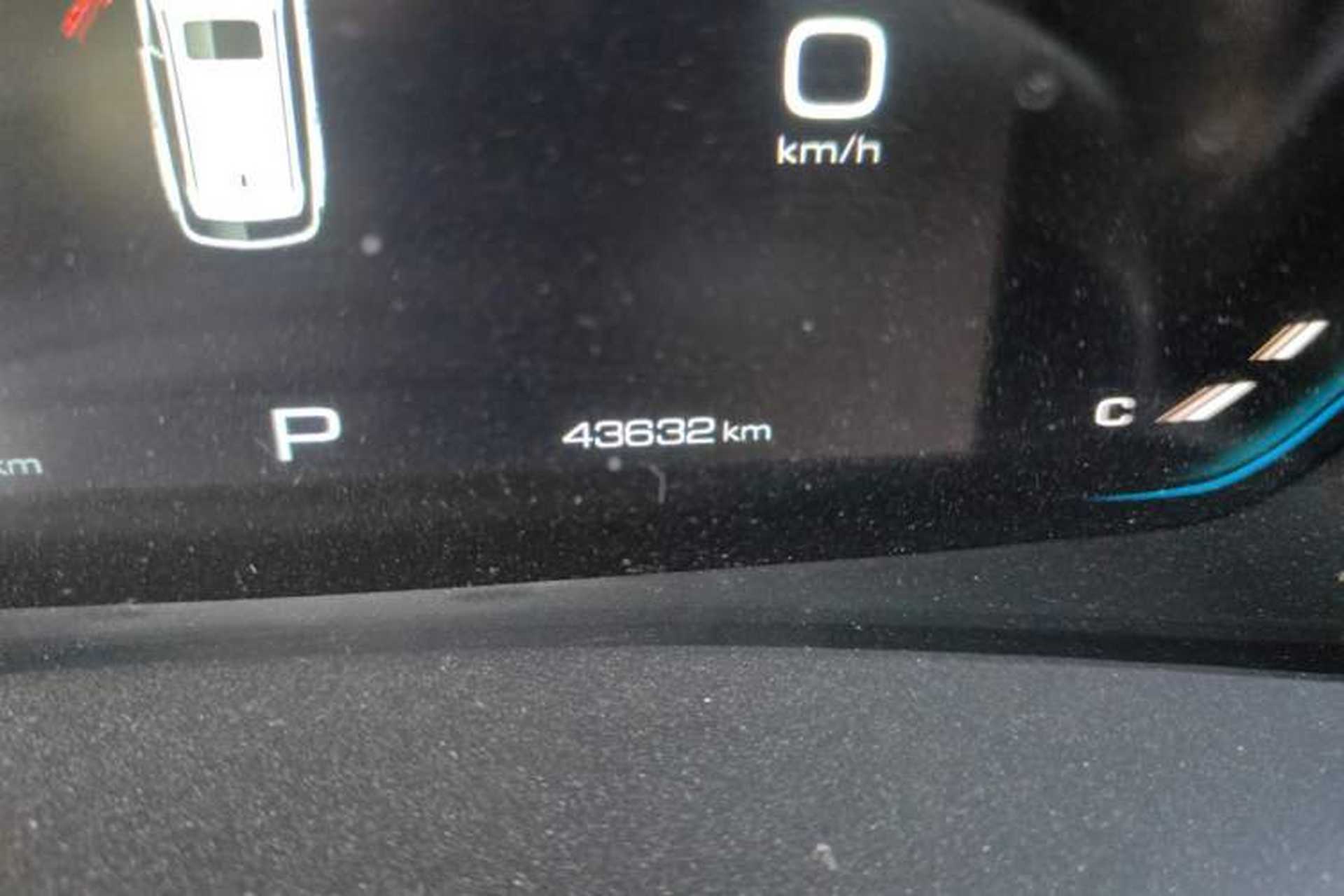 Used Baojun Valli 2021 1.5T Dali Sky CVT Premium Edition Odometer Close Up