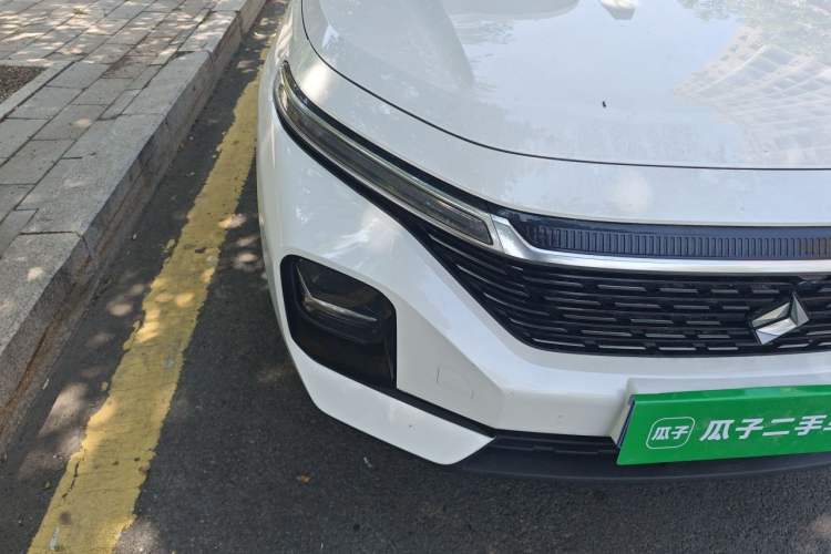 Used Baojun Valli 2021 1.5T Naqu Starry Sky CVT Flagship Model Right Front Headlight