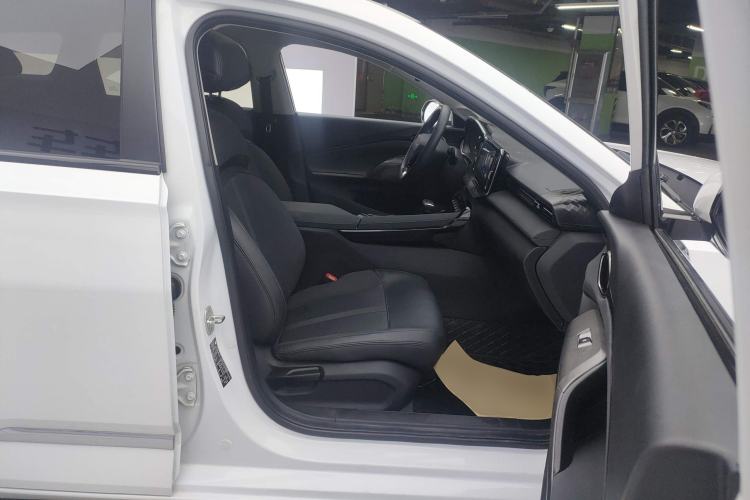 Used Baojun Valli 2021 1.5T Naqu Starry Sky CVT Flagship Model Right Front Seat