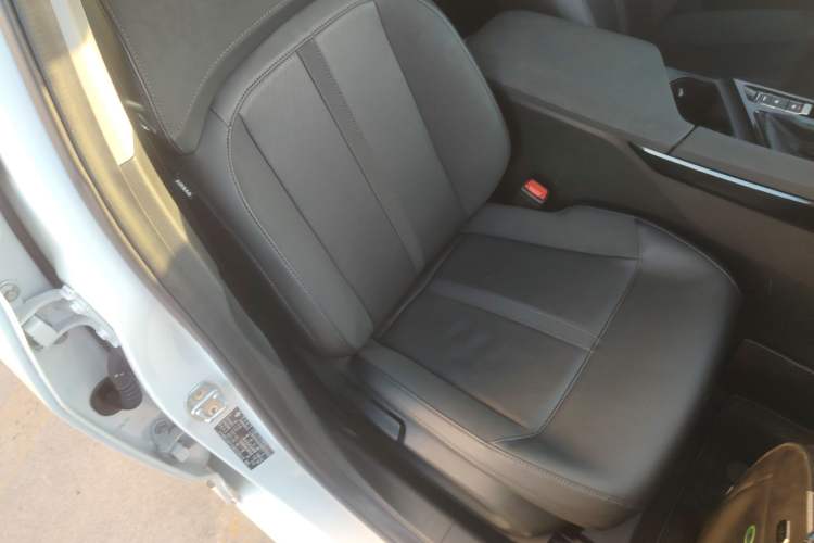 Used Baojun Valli 2021 1.5T Naqu Starry Sky CVT Flagship Model Right Front Seat