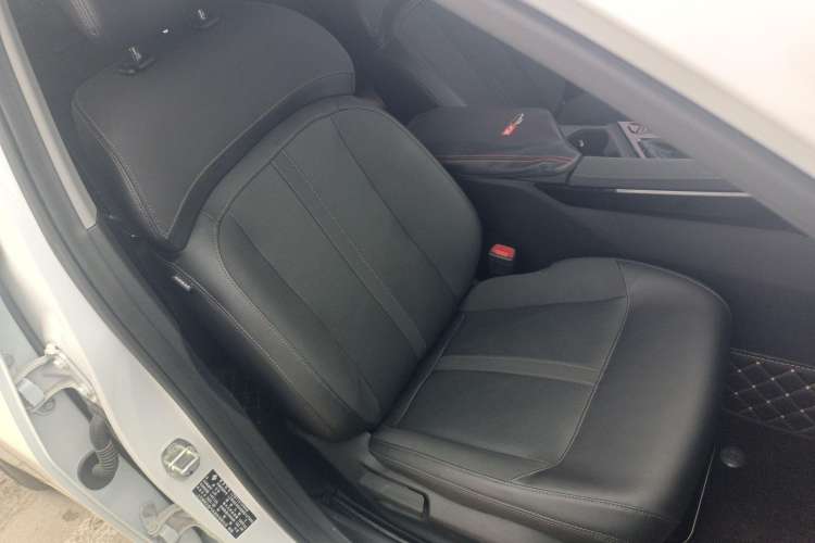 Used Baojun Valli 2021 1.5T Naqu Starry Sky CVT Flagship Model Right Front Seat