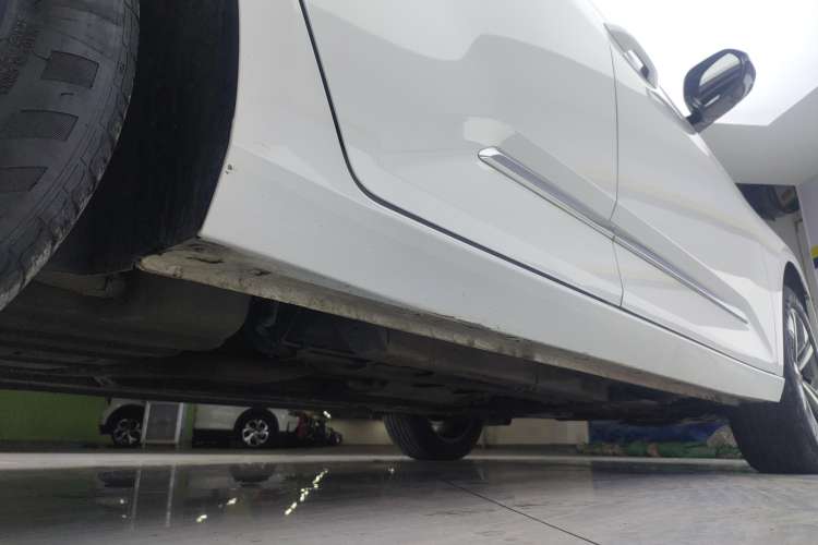 Used Baojun Valli 2021 1.5T Naqu Starry Sky CVT Flagship Model Right Side Sill