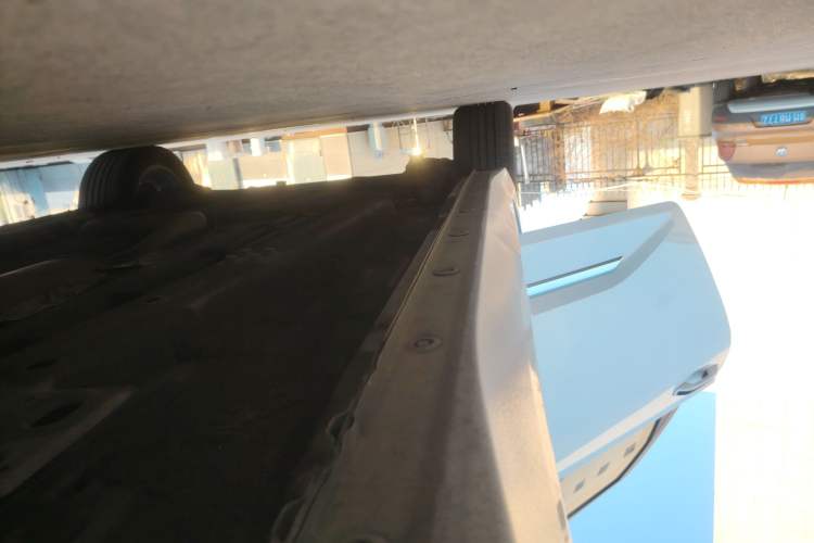Used Baojun Valli 2021 1.5T Naqu Starry Sky CVT Flagship Model Right Side Sill