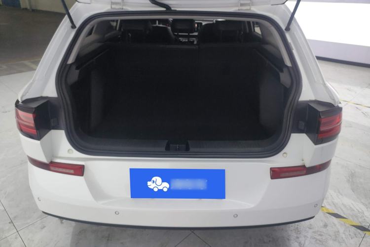 Used Baojun Valli 2021 1.5T Naqu Starry Sky CVT Flagship Model Trunk