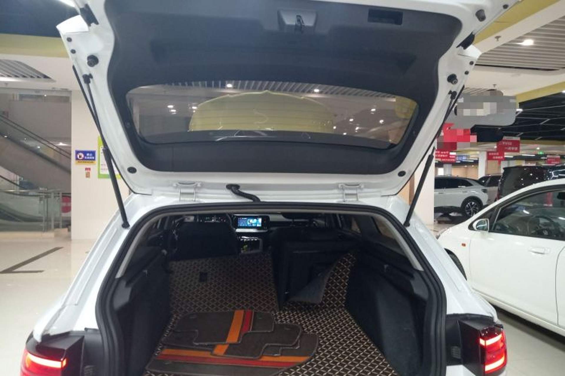Used Baojun Valli 2021 1.5T Naqu Starry Sky CVT Flagship Model Trunk