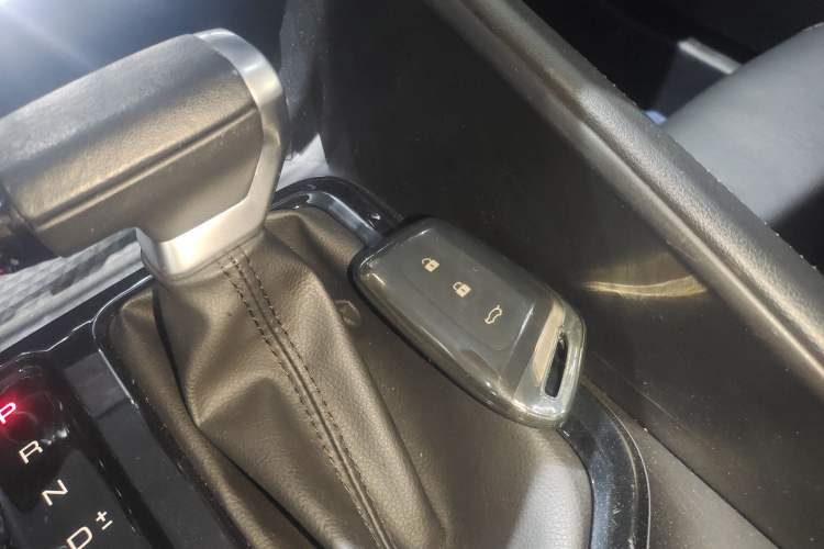 Used Baojun Valli 2021 1.5T Yili Pasture CVT Luxury Model Vehicle Key