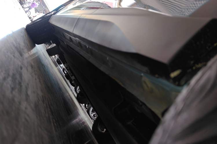 Used Baojun Yunhai 2024 600km Pure Electric Version Left Side Sill