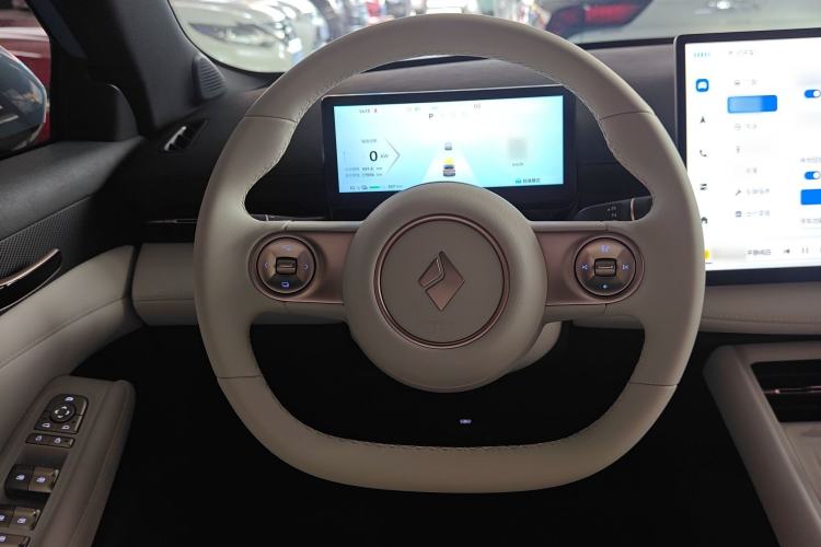 Used Baojun Yunhai 2024 600km Pure Electric Version Steering Wheel