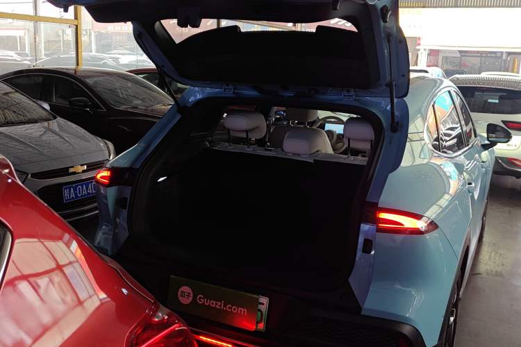 Used Baojun Yunhai 2024 600km Pure Electric Version Trunk